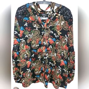 Women's blouse size 14